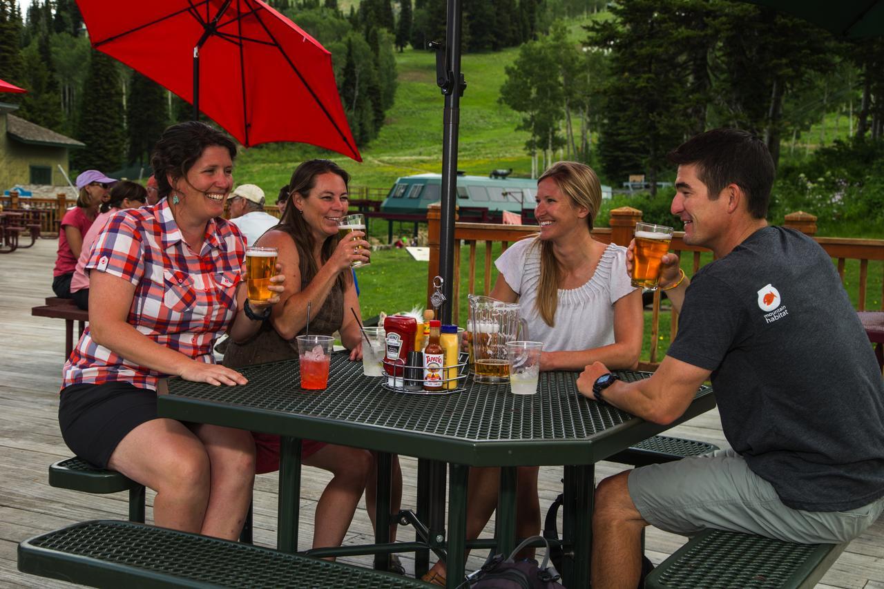 Teewinot Lodge By Grand Targhee Resort Alta Екстериор снимка